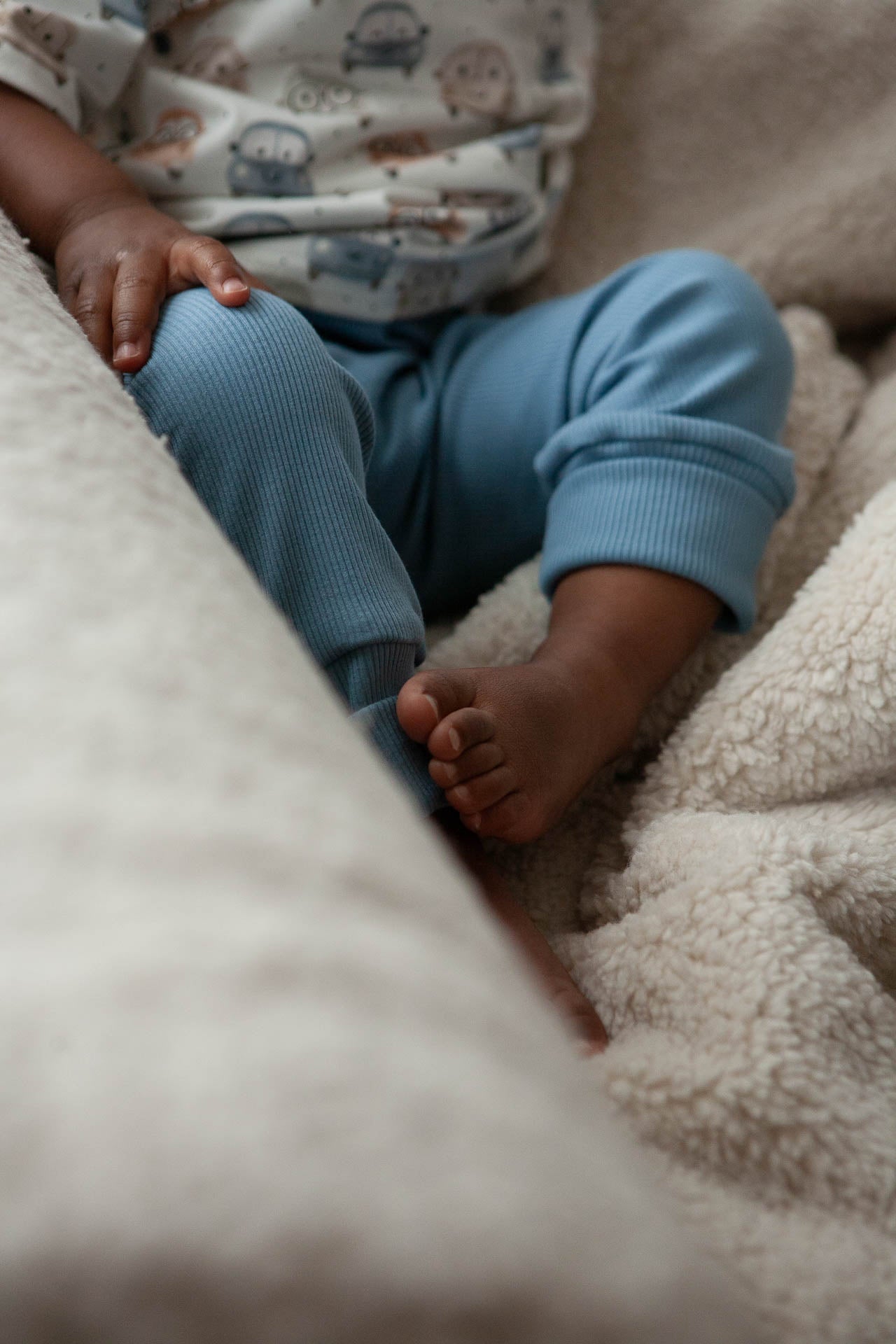 Babyhose gerippt blau