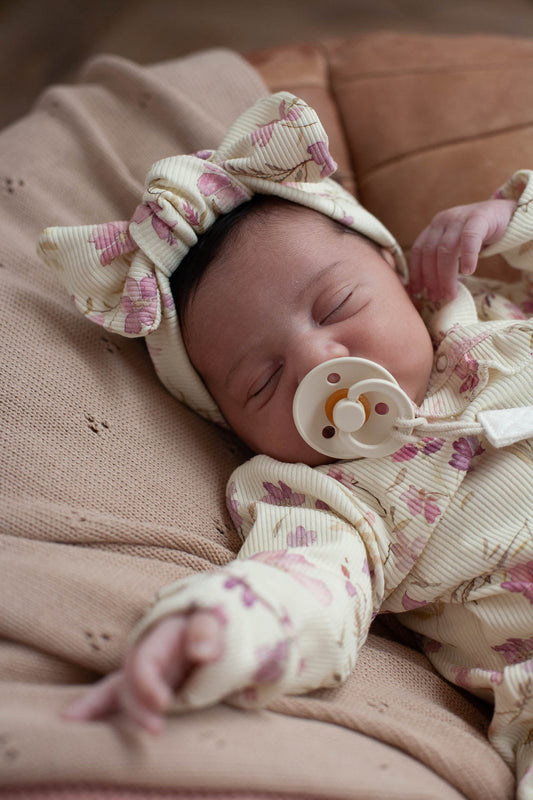 Haarband aus Babyripp mit Schleifen